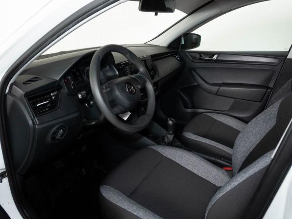 Skoda Rapid II с пробегом 2020 года, цена 1 435 700 рублей, 117031 км, лифтбек, Автокод Объявления