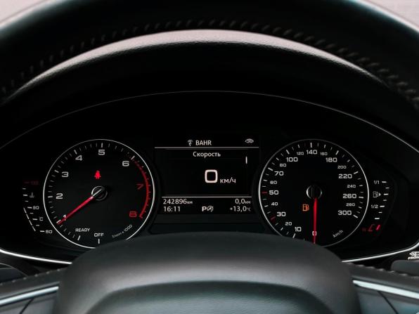Audi A4 V (B9) с пробегом 2016 года, цена 1 557 300 рублей, 242896 км, седан, Автокод Объявления