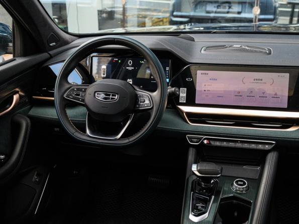 Geely Monjaro I с пробегом 2023 года, цена 3 654 000 рублей, 3000 км, внедорожник, Автокод Объявления