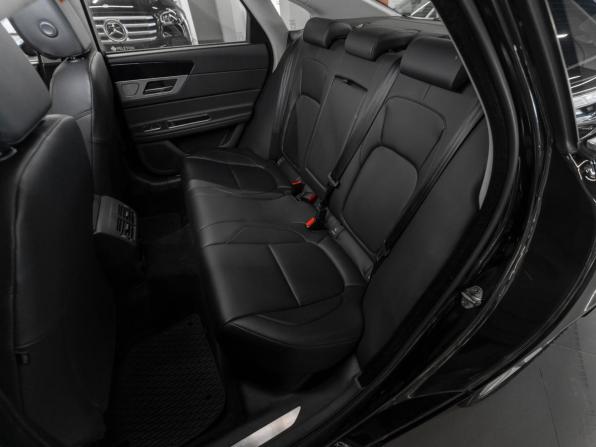 Jaguar XF II с пробегом 2016 года, цена 1 910 000 рублей, 107441 км, седан, Автокод Объявления