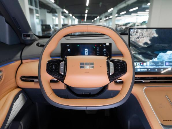 Geely Galaxy Starship 7 с пробегом 2026 года, цена 3 900 000 рублей, 11 км, внедорожник, Автокод Объявления