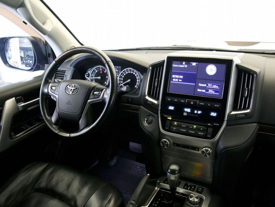 Toyota Land Cruiser 200 Series Рестайлинг 2 Санкт-Петербург  - изображение 14