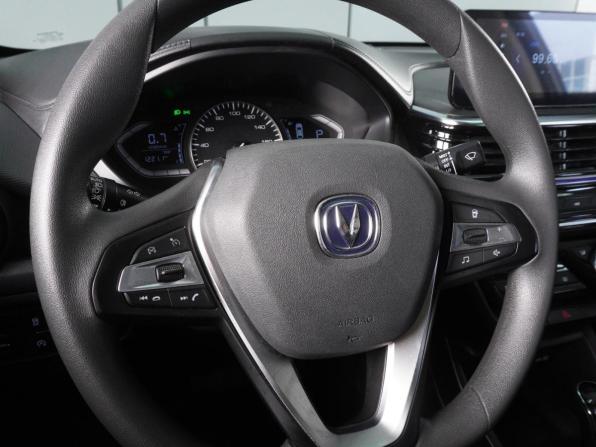Changan Alsvin с пробегом 2023 года, цена 1 155 000 рублей, 14133 км, седан, Автокод Объявления