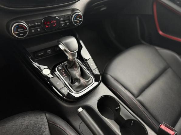 Kia Soul III Рестайлинг с пробегом 2022 года, цена 2 185 000 рублей, 83000 км, хэтчбек, Автокод Объявления