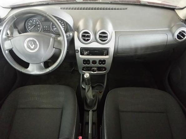 Renault Sandero I с пробегом 2011 года, цена 585 000 рублей, 184035 км, хэтчбек, Автокод Объявления