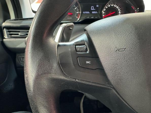 Peugeot 208 I с пробегом 2014 года, цена 600 000 рублей, 162957 км, хэтчбек, Автокод Объявления