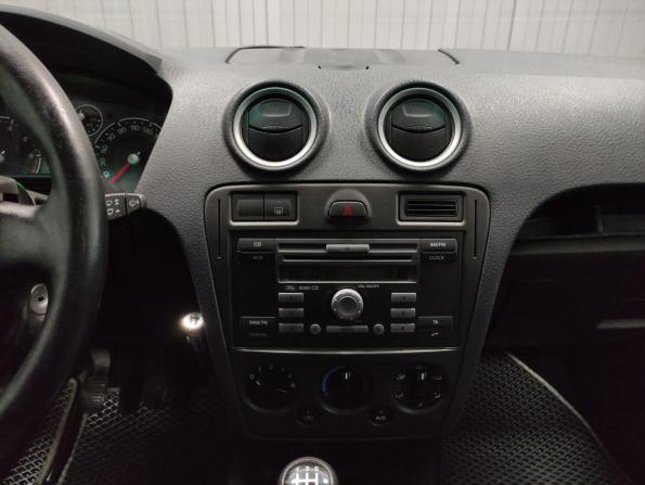 Ford Fusion I Рестайлинг с пробегом 2008 года, цена 345 000 рублей, 227161 км, хэтчбек, Автокод Объявления