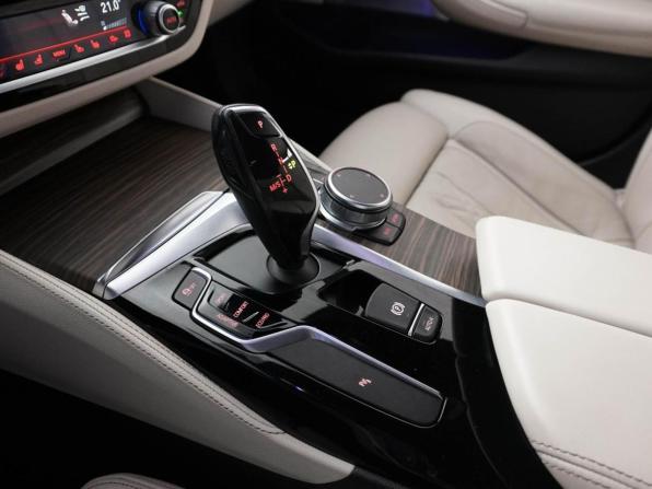 BMW 5 серии VII (G30/G31/G38) с пробегом 2018 года, цена 3 987 444 рубля, 118357 км, седан, Автокод Объявления