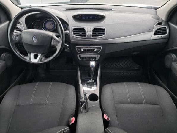 Renault Fluence I Рестайлинг с пробегом 2013 года, цена 590 000 рублей, 177354 км, седан, Автокод Объявления
