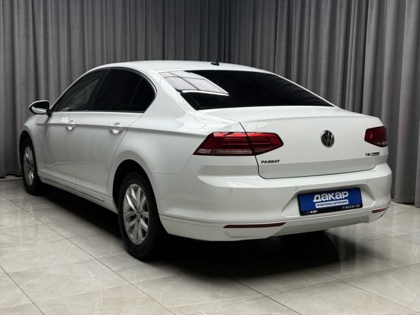 Volkswagen Passat B8 с пробегом 2017 года, цена 1 899 000 рублей, 119000 км, седан, Автокод Объявления