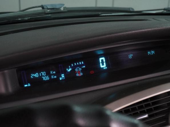 Renault Scenic II Рестайлинг с пробегом 2009 года, цена 549 000 рублей, 240170 км, компактвэн, Автокод Объявления