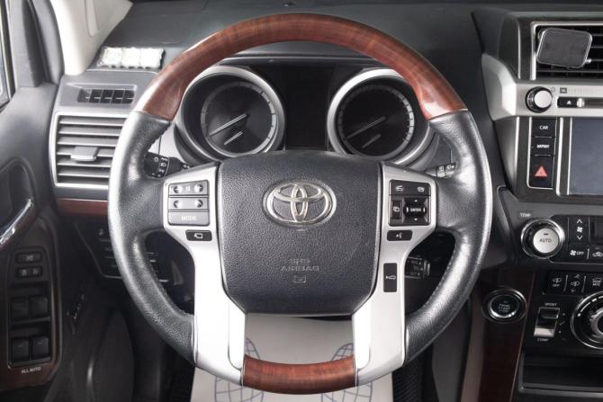 Toyota Land Cruiser Prado 150 Series Рестайлинг 2 с пробегом 2015 года, цена 3 669 000 рублей, 206000 км, внедорожник, Автокод Объявления