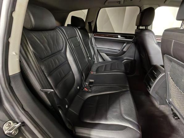 Volkswagen Touareg II с пробегом 2013 года, цена 1 575 000 рублей, 242298 км, внедорожник, Автокод Объявления