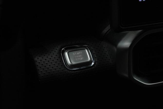 JETOUR T2 с пробегом 2024 года, цена 3 500 000 рублей, 15271 км, внедорожник, Автокод Объявления