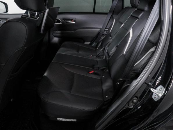 Toyota Land Cruiser 300 Series с пробегом 2022 года, цена 11 950 000 рублей, 33446 км, внедорожник, Автокод Объявления