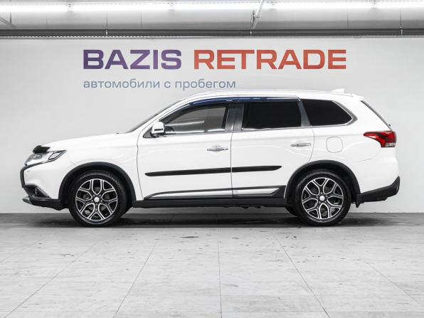 Mitsubishi Outlander III Рестайлинг 2 с пробегом 2017 года, цена 1 879 000 рублей, 267341 км, внедорожник, Автокод Объявления