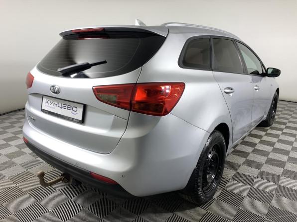 Kia Ceed II Рестайлинг с пробегом 2017 года, цена 1 325 000 рублей, 105000 км, хэтчбек, Автокод Объявления