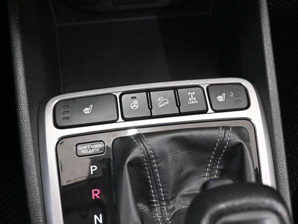 Hyundai Creta I Рестайлинг с пробегом 2020 года, цена 1 699 000 рублей, 186840 км, внедорожник, Автокод Объявления