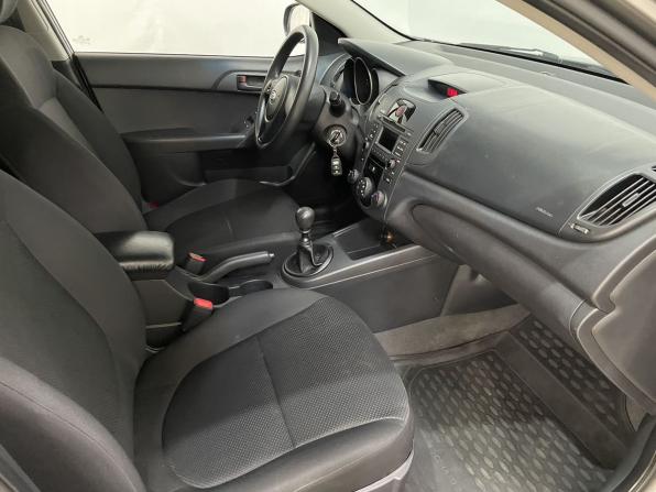 Kia Cerato II с пробегом 2009 года, цена 773 000 рублей, 193457 км, седан, Автокод Объявления