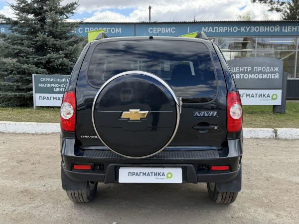 Chevrolet Niva I Рестайлинг с пробегом 2017 года, цена 665 000 рублей, 34112 км, внедорожник, Автокод Объявления