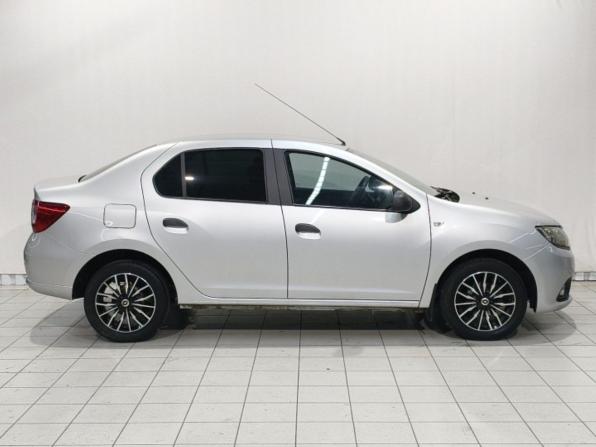 Renault Logan II с пробегом 2015 года, цена 795 000 рублей, 112766 км, седан, Автокод Объявления