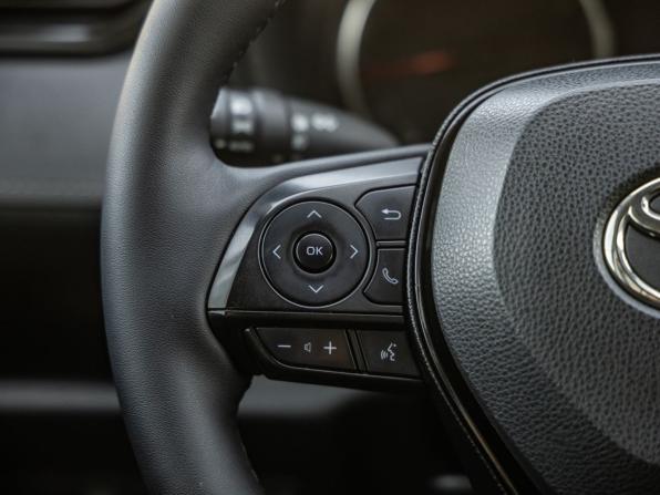 Toyota RAV4 V (XA50) с пробегом 2020 года, цена 3 598 000 рублей, 78681 км, внедорожник, Автокод Объявления