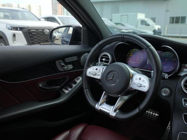 Mercedes-Benz C-Класс AMG IV (W205) Рестайлинг с пробегом 2019 года, цена 4 940 100 рублей, 38653 км, седан, Автокод Объявления