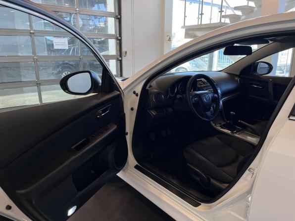Mazda 6 II (GH) Рестайлинг с пробегом 2012 года, цена 700 000 рублей, 273304 км, седан, Автокод Объявления