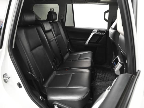 Toyota Land Cruiser Prado 150 Series Рестайлинг 3 с пробегом 2021 года, цена 6 440 000 рублей, 75622 км, внедорожник, Автокод Объявления