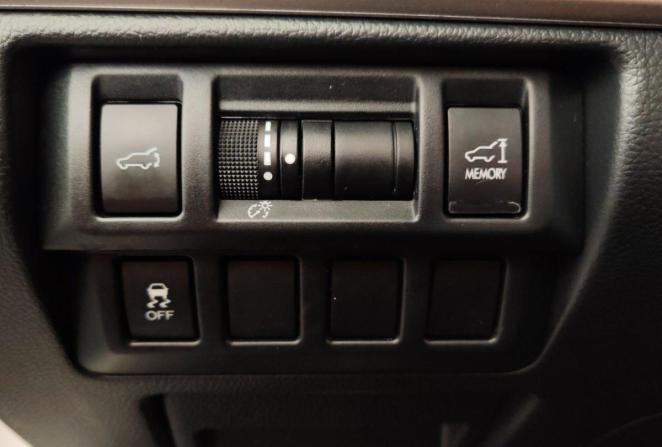 Subaru Outback V с пробегом 2016 года, цена 2 090 000 рублей, 240437 км, универсал, Автокод Объявления