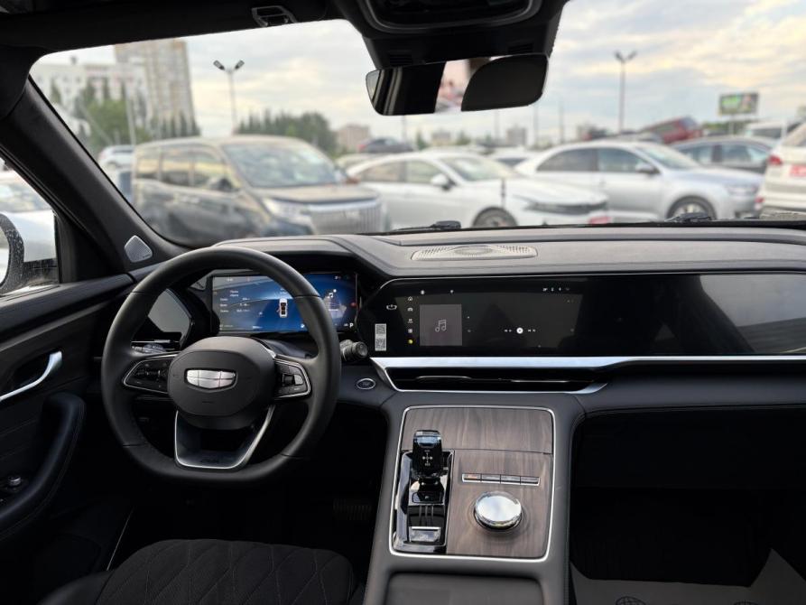Geely Monjaro I Набережные Челны  - изображение 14