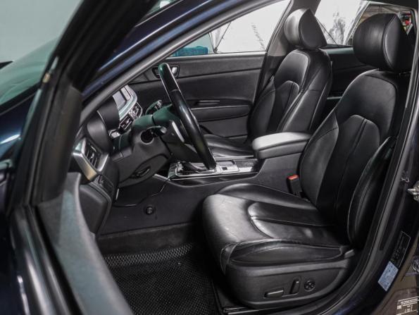 Kia Optima IV Рестайлинг с пробегом 2018 года, цена 1 489 000 рублей, 316973 км, седан, Автокод Объявления