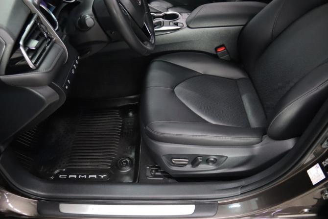 Toyota Camry VIII (XV70) Рестайлинг с пробегом 2021 года, цена 3 295 950 рублей, 80120 км, седан, Автокод Объявления