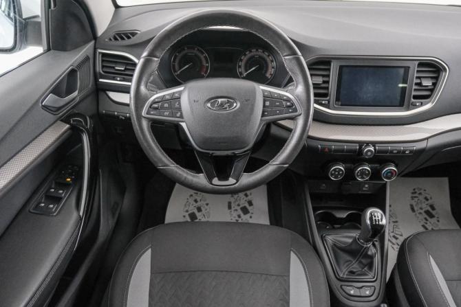 Lada (ВАЗ) Vesta I с пробегом 2023 года, цена 1 399 000 рублей, 55800 км, седан, Автокод Объявления