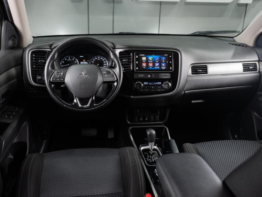 Mitsubishi Outlander III Рестайлинг 2 Тюмень  - изображение 6