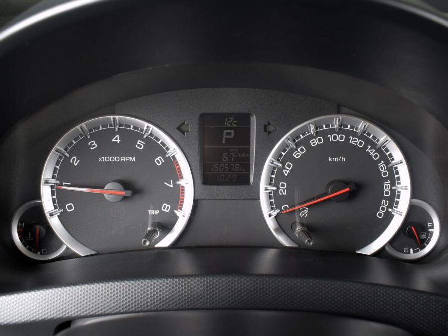 Suzuki Swift IV Кемерово  - изображение 9