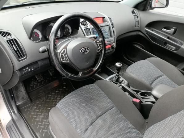 Kia Ceed I с пробегом 2008 года, цена 399 000 рублей, 283614 км, хэтчбек, Автокод Объявления