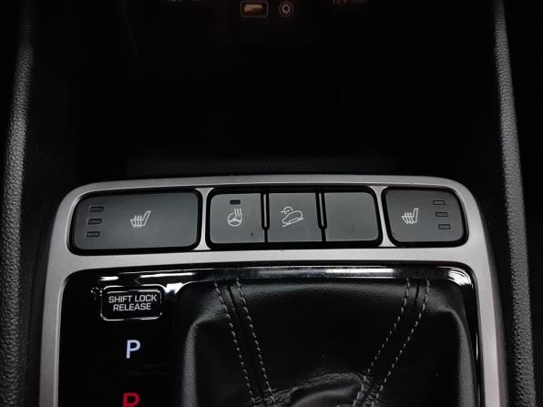 Hyundai Creta I с пробегом 2019 года, цена 1 480 000 рублей, 181757 км, внедорожник, Автокод Объявления