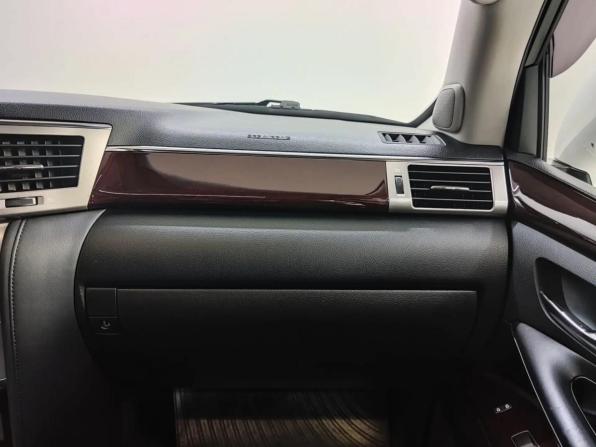 Lexus LX III Рестайлинг с пробегом 2013 года, цена 4 270 000 рублей, 351021 км, внедорожник, Автокод Объявления