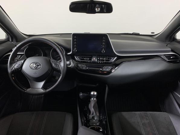 Toyota C-HR I Рестайлинг с пробегом 2021 года, цена 3 050 000 рублей, 33598 км, внедорожник, Автокод Объявления