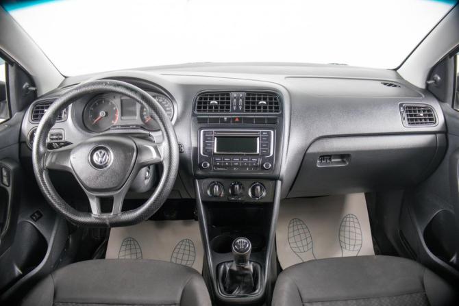 Volkswagen Polo V Рестайлинг с пробегом 2018 года, цена 739 000 рублей, 146635 км, седан, Автокод Объявления