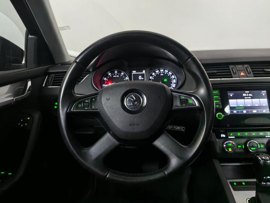 Skoda Octavia III (A7) Москва  - изображение 13