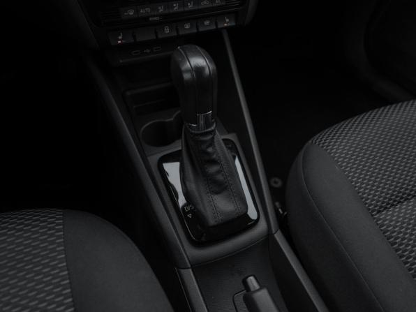 Volkswagen Polo VI с пробегом 2021 года, цена 1 580 000 рублей, 72725 км, лифтбек, Автокод Объявления