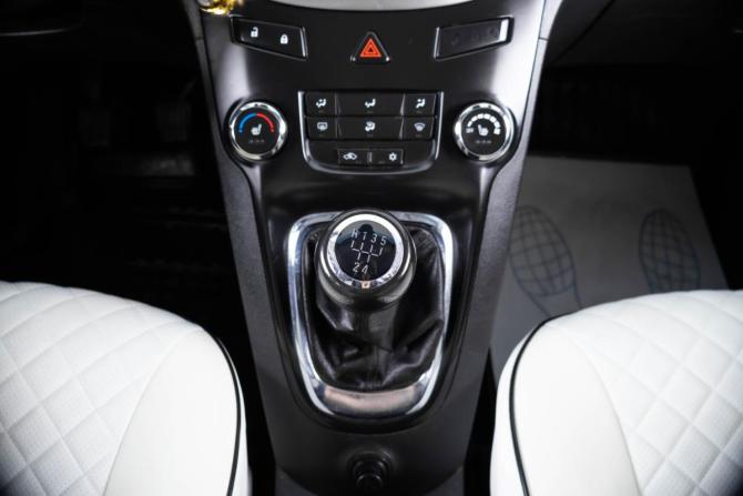 Chevrolet Orlando I с пробегом 2012 года, цена 1 389 000 рублей, 175000 км, компактвэн, Автокод Объявления