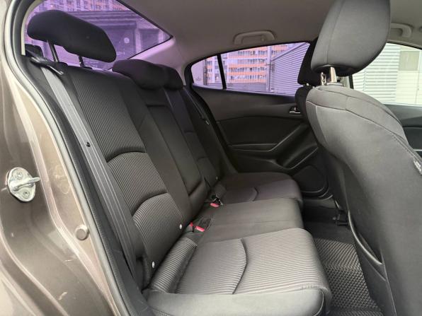 Mazda 3 III (BM) с пробегом 2013 года, цена 1 025 000 рублей, 211885 км, седан, Автокод Объявления