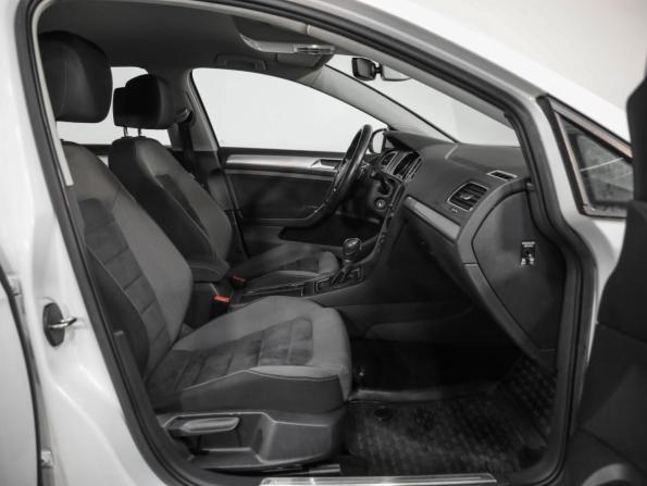 Volkswagen Golf VII с пробегом 2013 года, цена 1 269 000 рублей, 132000 км, хэтчбек, Автокод Объявления