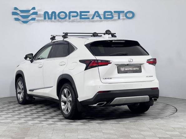 Lexus NX I с пробегом 2015 года, цена 2 490 000 рублей, 180000 км, внедорожник, Автокод Объявления