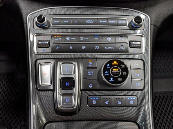Hyundai Santa Fe IV Рестайлинг с пробегом 2020 года, цена 3 390 000 рублей, 81997 км, внедорожник, Автокод Объявления