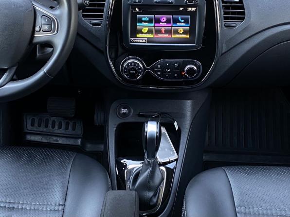 Renault Kaptur I с пробегом 2020 года, цена 1 329 000 рублей, 120245 км, внедорожник, Автокод Объявления
