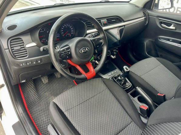 Kia Rio IV с пробегом 2018 года, цена 1 075 000 рублей, 142000 км, седан, Автокод Объявления